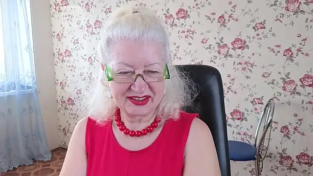 Maya Mayflower online show from 09-22-25, 03:56