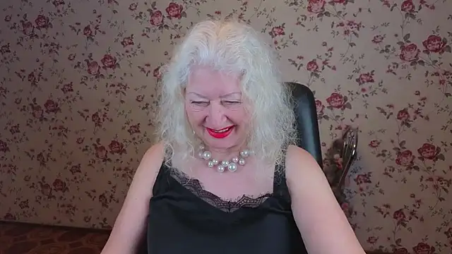 Maya Mayflower online show from 03-07-26, 02:51