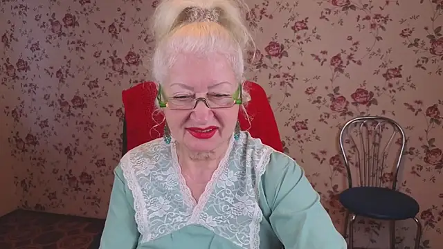 Maya Mayflower online show from 11-01-25, 04:08