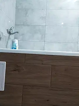 Snapshot of dxmiian chatting on 03-25-26, 08:19 dxmiian online show from 03-25-26, 08:19