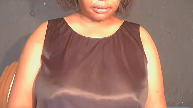 Snapshot of ebony_rose11 chatting on 06-15-26, 06:35 ebony rose11 online show from 06-15-26, 06:35