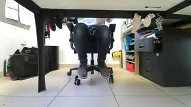 GM51-1988 online show from 03-26-26, 04:05