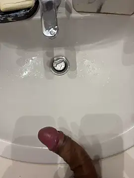 Snapshot of Runstat chatting on 02-28-26, 03:44 Runstat online show from 02-28-26, 03:44