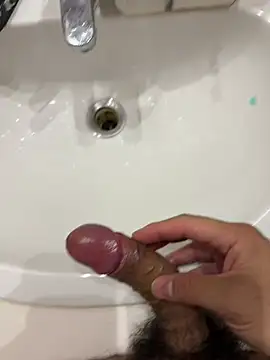 Snapshot of Runstat chatting on 02-21-26, 10:06 Runstat online show from 02-21-26, 10:06