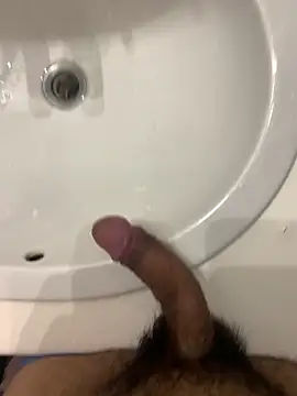 Snapshot of Runstat chatting on 09-09-25, 01:42 Runstat online show from 09-09-25, 01:42