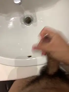 Snapshot of Runstat chatting on 09-25-25, 09:32 Runstat online show from 09-25-25, 09:32