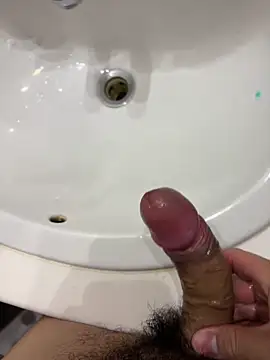 Snapshot of Runstat chatting on 02-26-26, 12:43 Runstat online show from 02-26-26, 12:43