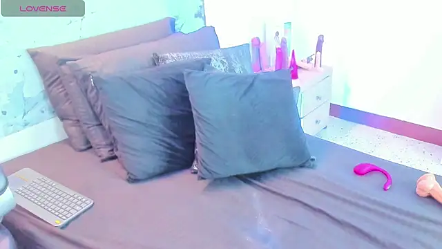 violeta delavega1 online show from 11-01-25, 04:30