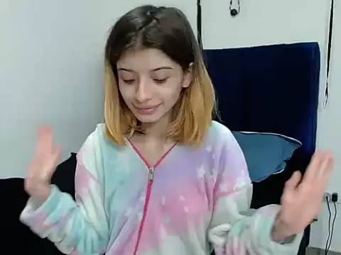 KratosAfroditacs online show from 10-27-25, 05:47