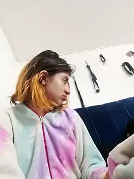 KratosAfroditacs online show from 11-19-25, 04:51