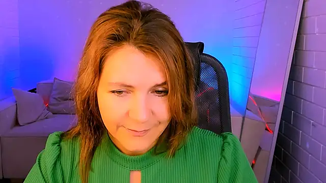 NicoleHitman online show from 11-06-25, 05:22