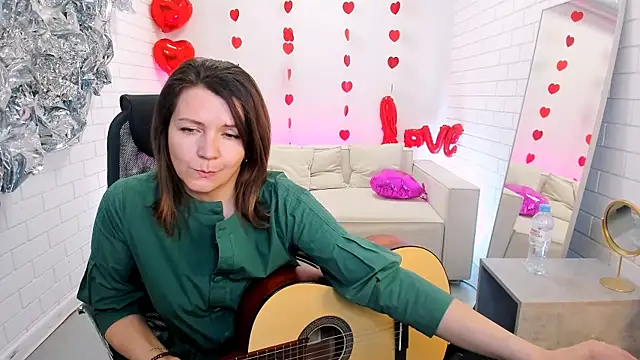 NicoleHitman online show from 03-10-25, 12:28