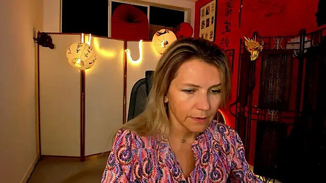 NicoleHitman online show from 07-21-26, 01:12
