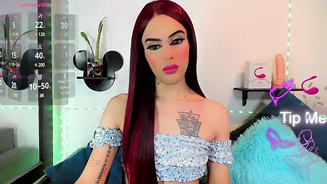 IvanaColizon BigCock online show from 03-11-25, 02:51