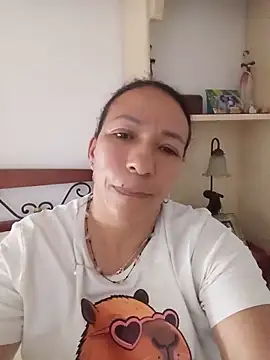 Snapshot of Antonela45 chatting on 06-07-26, 12:38 Antonela45 online show from 06-07-26, 12:38