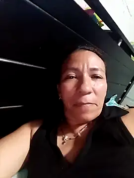 Snapshot of Antonela45 chatting on 04-21-26, 02:47 Antonela45 online show from 04-21-26, 02:47