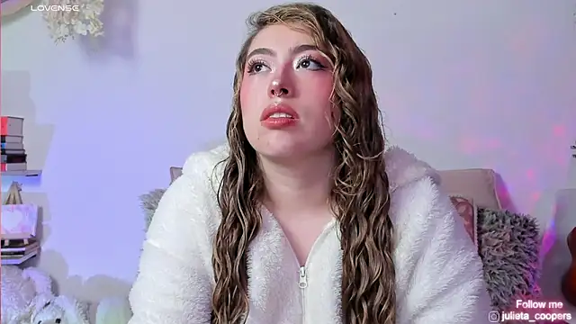 julieta cooper20 online show from 03-13-26, 03:44