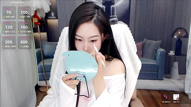 October 10 online show from 03-11-26, 09:58