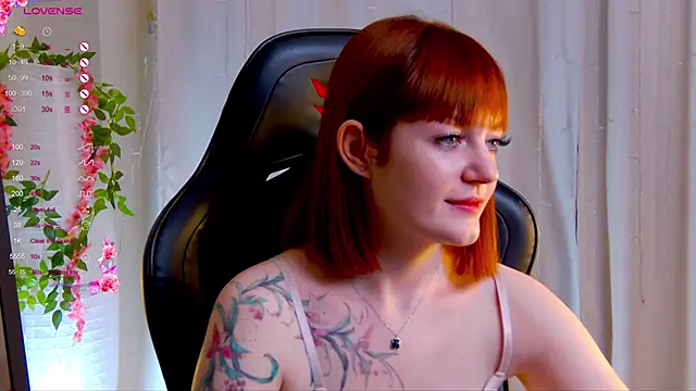 Ashley Nicks online show from 10-26-25, 02:34