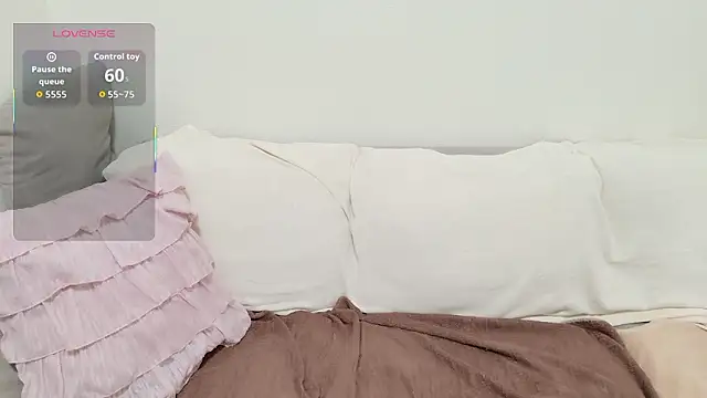 pppYukaqqq online show from 12-23-25, 11:09