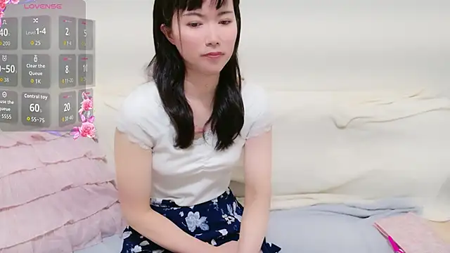 pppYukaqqq online show from 07-18-26, 11:41