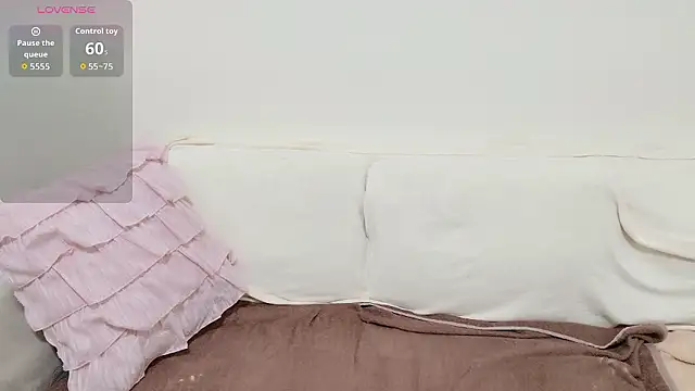 pppYukaqqq online show from 04-05-26, 12:01