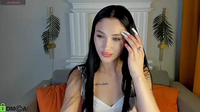 Snapshot of Erika_Flame chatting on 07-20-26, 04:53 Erika Flame online show from 07-20-26, 04:53