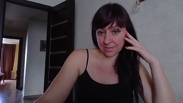 Snapshot of CarolinaReaperRed chatting on 10-12-25, 08:26 CarolinaReaperRed online show from 10-12-25, 08:26