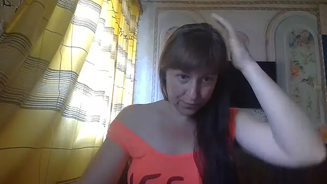 Snapshot of CarolinaReaperRed chatting on 06-09-26, 09:54 CarolinaReaperRed online show from 06-09-26, 09:54