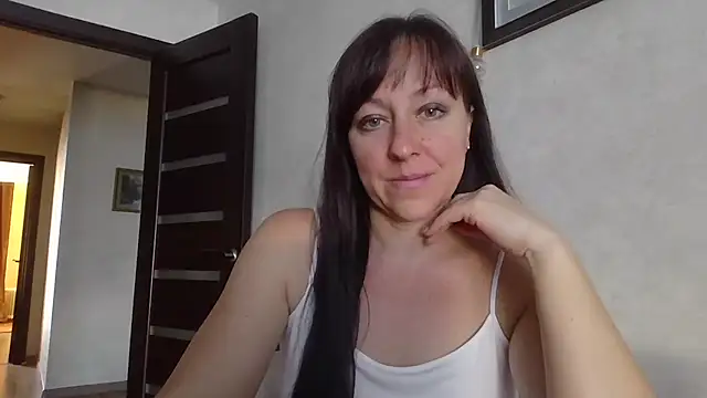 Snapshot of CarolinaReaperRed chatting on 09-11-25, 06:02 CarolinaReaperRed online show from 09-11-25, 06:02