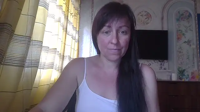 Snapshot of CarolinaReaperRed chatting on 06-15-26, 09:31 CarolinaReaperRed online show from 06-15-26, 09:31