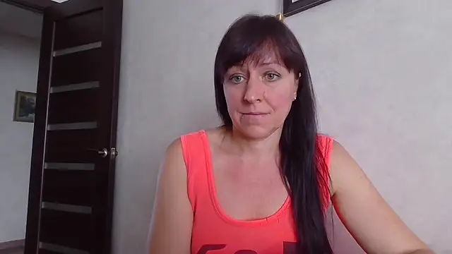 Snapshot of CarolinaReaperRed chatting on 09-29-25, 11:38 CarolinaReaperRed online show from 09-29-25, 11:38