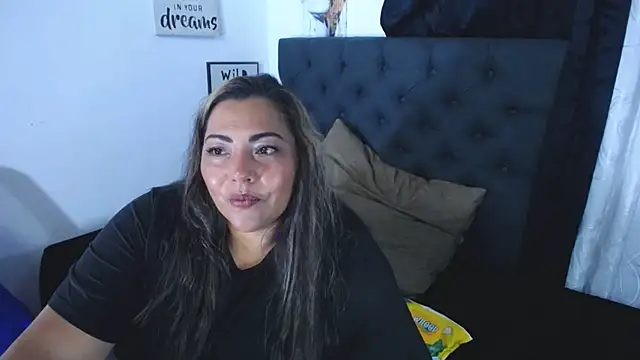 Snapshot of dihayara chatting on 07-02-26, 01:17 dihayara online show from 07-02-26, 01:17