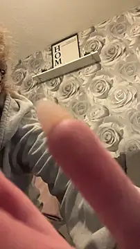 coupleajcc online show from 11-09-25, 04:11