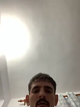 Snapshot of Anonim2026 chatting on 11-08-25, 12:47 Anonim2026 online show from 11-08-25, 12:47