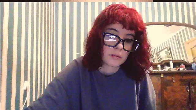Snapshot of _Amber_Doll_ chatting on 10-22-25, 06:51 Amber Doll online show from 10-22-25, 06:51