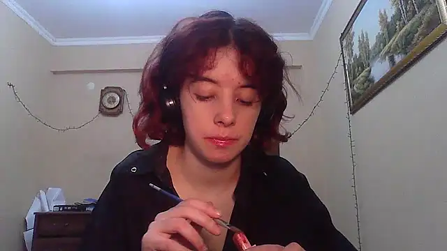 Snapshot of _Amber_Doll_ chatting on 03-17-25, 06:53 Amber Doll online show from 03-17-25, 06:53