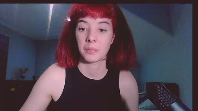 Snapshot of _Amber_Doll_ chatting on 10-18-25, 07:49 Amber Doll online show from 10-18-25, 07:49