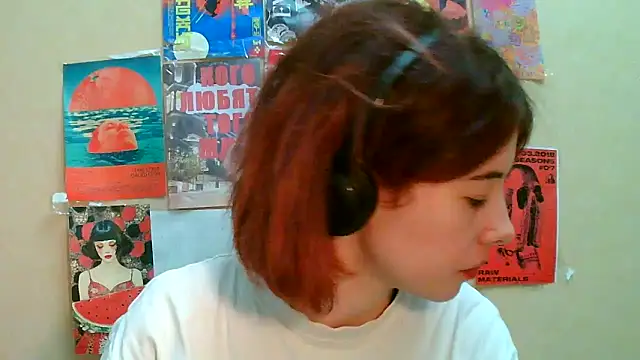 Snapshot of _Amber_Doll_ chatting on 03-22-25, 07:09 Amber Doll online show from 03-22-25, 07:09