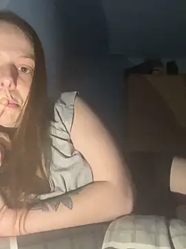 Snapshot of csengebaba24 chatting on 11-18-25, 06:00 csengebaba24 online show from 11-18-25, 06:00