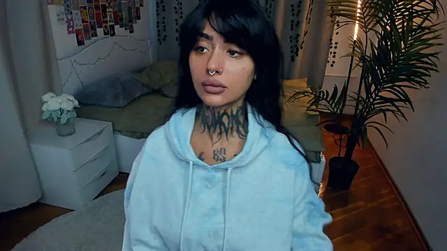 CharimgSabrina online show from 02-06-26, 06:09