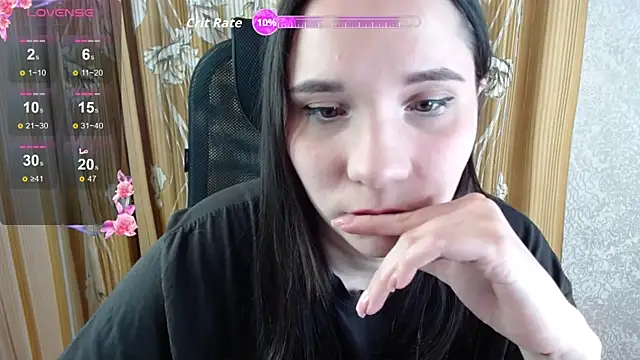 Snapshot of KateForLove chatting on 10-17-25, 01:02 KateForLove online show from 10-17-25, 01:02