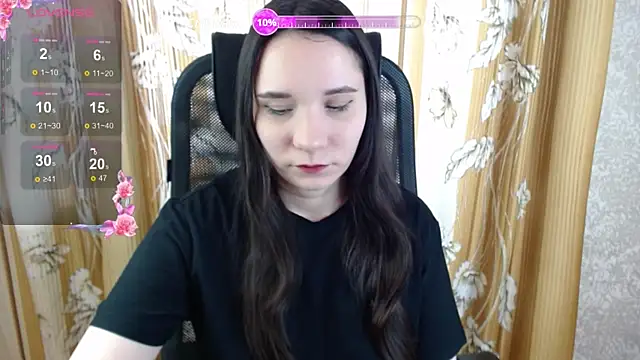 Snapshot of KateForLove chatting on 10-04-25, 11:23 KateForLove online show from 10-04-25, 11:23