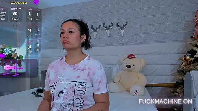 LeilaHiuston online show from 11-17-25, 07:18