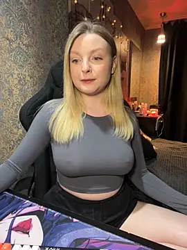 Lina ly online show from 11-14-25, 09:07