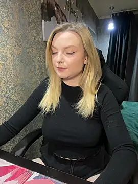 Lina ly online show from 03-11-25, 08:20