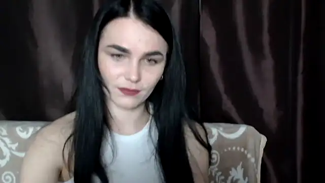 Silviaa online show from 03-11-25, 07:47