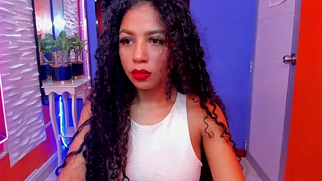 Snapshot of Sasha_rd chatting on 03-15-25, 12:45 Sasha rd online show from 03-15-25, 12:45