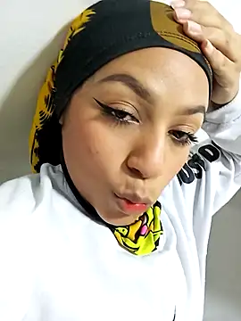 Snapshot of Sasha_rd chatting on 03-18-26, 01:24 Sasha rd online show from 03-18-26, 01:24