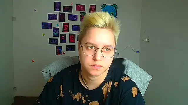 Bella Swannn online show from 03-18-26, 12:30